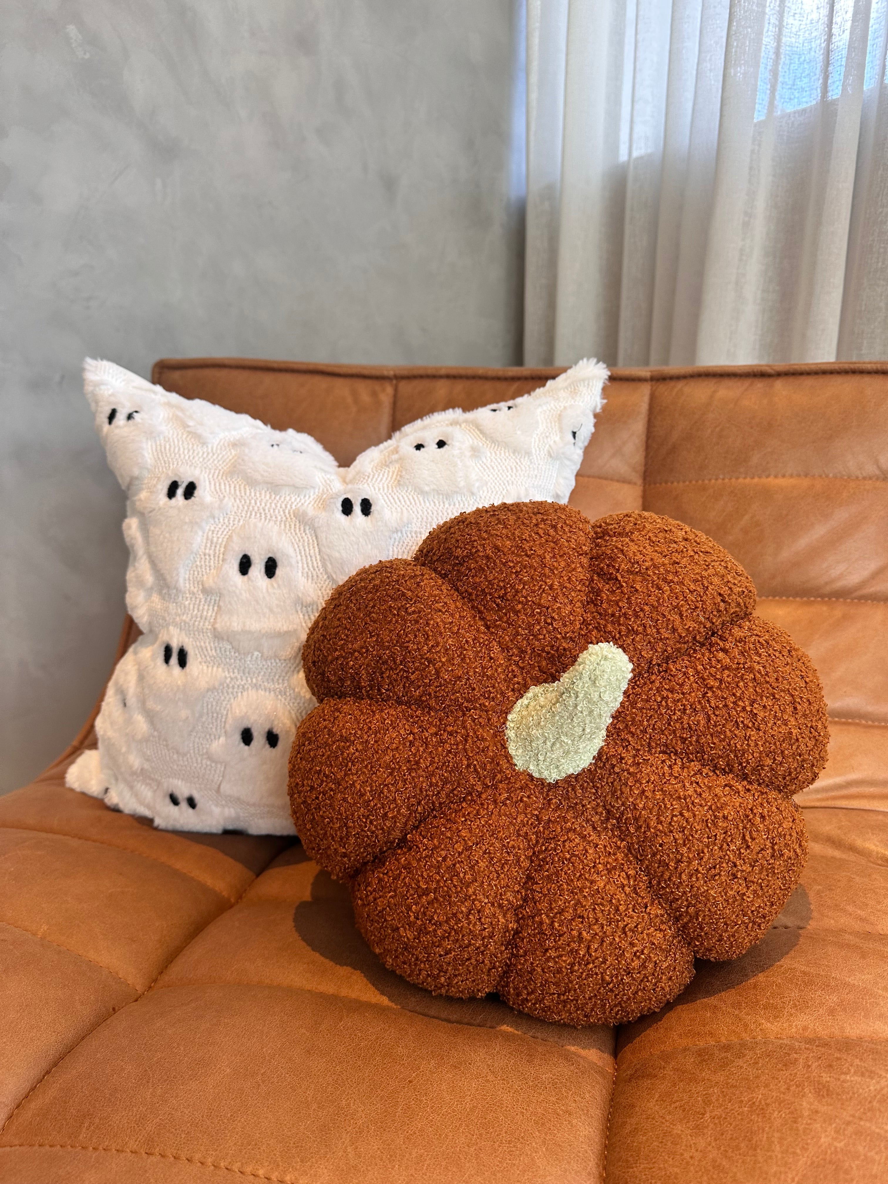 11” Jumbo Sherpa Orange Pumpkin Pillow